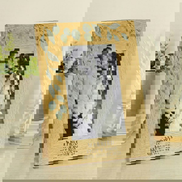 Personalised Memento Company Personalised Botanical 6x4 Wooden Photo Frame