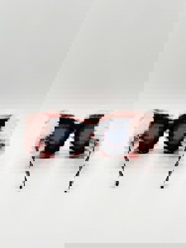 SVNX Faux fur Cateye Sunglasses with multicoloured Gems in Pink