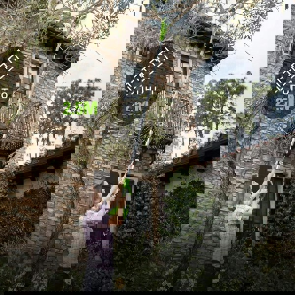 Greenworks 40V 20cm Pole Bar including Battery and Charger Green