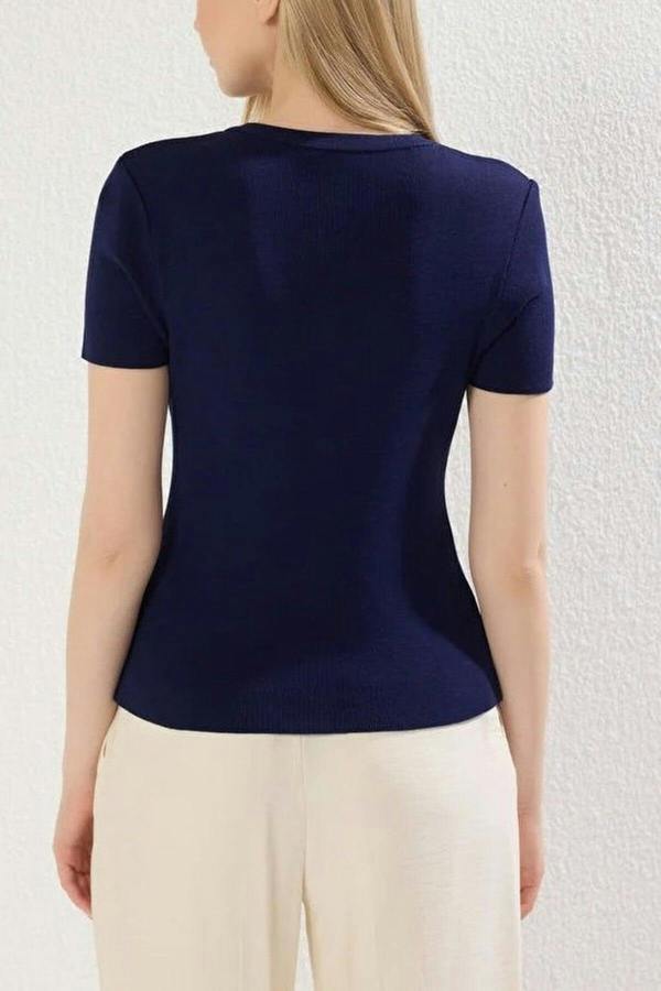 WOVCOR Crew Neck Thin Knit Blouse