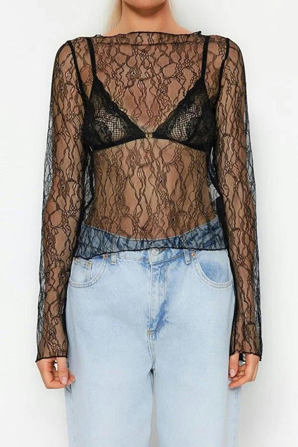 WOVCOR Boat Neck Lace Stretch Knit Blouse