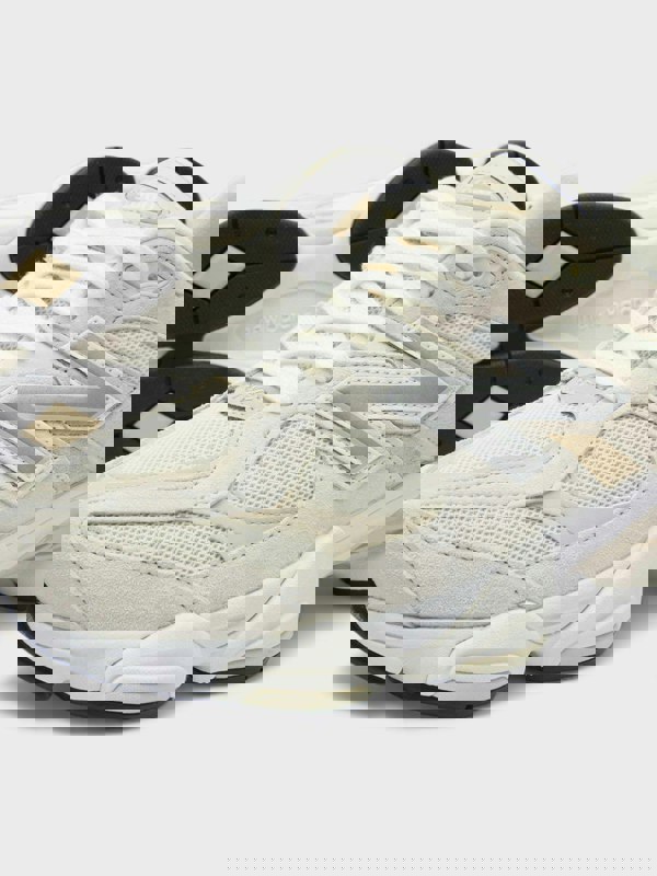 New Balance 9060 Turtledove Beige