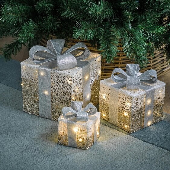 Scotts of Stow Light Up Present Decorations