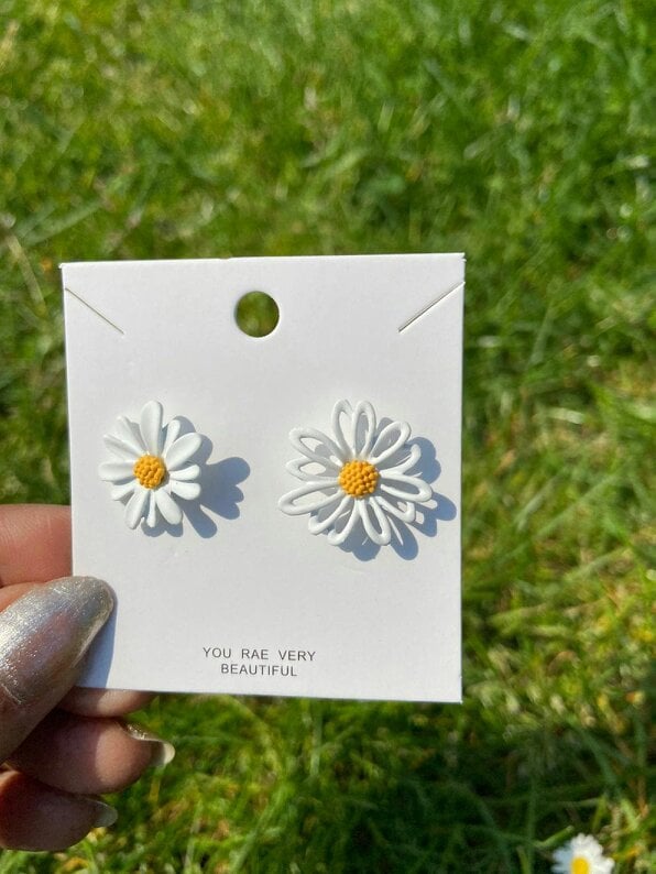 The Colourful Aura Colourful Daisy Sun Flower Summer Floral Dainty Boho Nature Stud Earrings