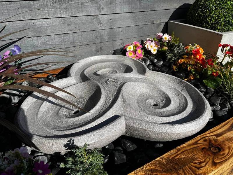 Tranquillity Water Features Dropa Stone Contemporary Water Feature
