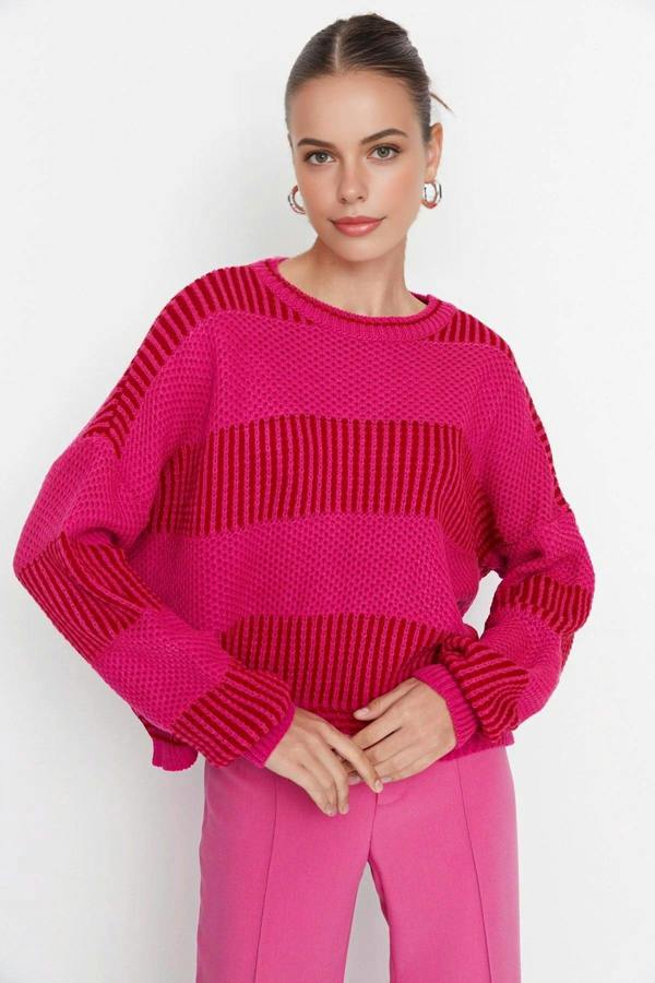 WOVCOR Wide Cut Striped Knit Sweater