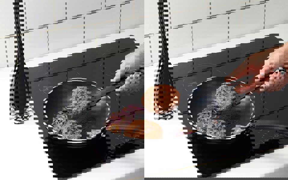 MasterClass 9pc Kitchen Tools Bundle with Mixing Bowl, Colander, Measuring Jugs, 2x Spatulas, Cooking Spoon, Pasta Server & Masher