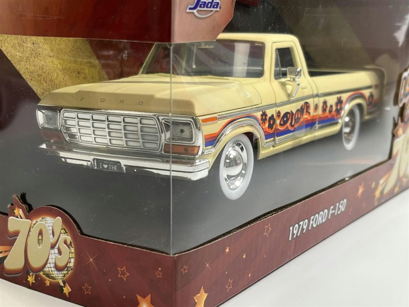 Jada 1979 Ford F-150 I Love the 70s 1:24 Scale 31609