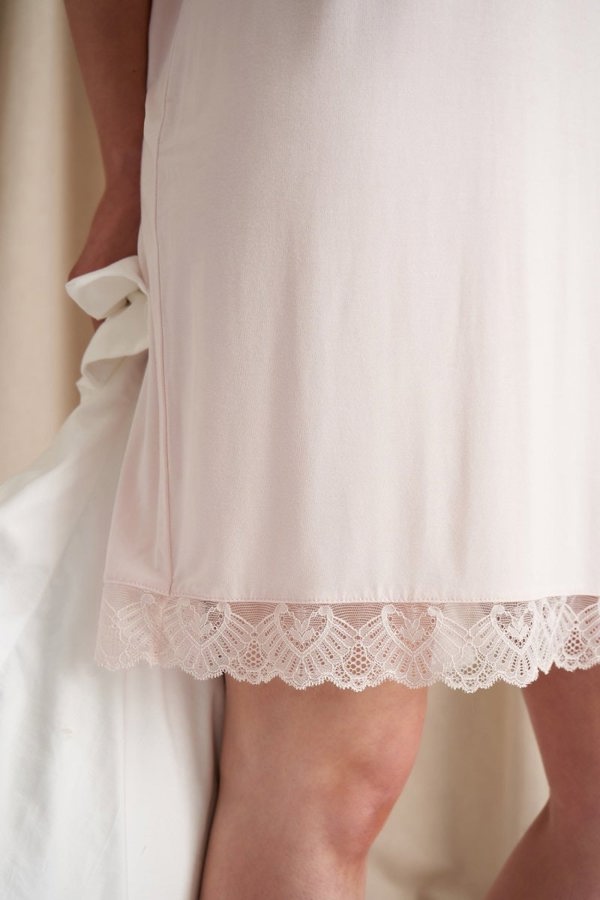 Bamboo Lace Tee Dress in Powder PuffNightwear