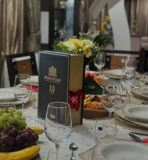 Brancoveanu XO Noble Brandy (Cognac / Coniac / Vinars) in a book / Brancoveanu Carte 700ml