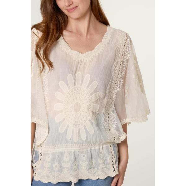 Blue Vanilla Sun Flower Lace Sleeve Blouse