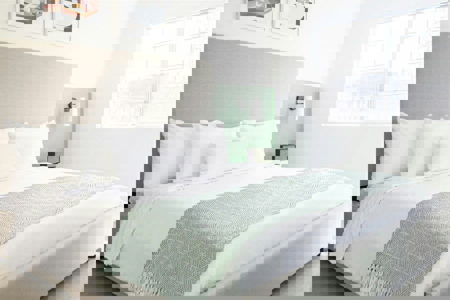 Emma Barclay Zahra Pistachio Blanket/Throw