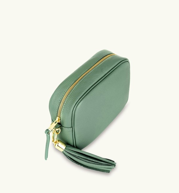 Apatchy London The Tassel Leather Crossbody Bag - Pistachio