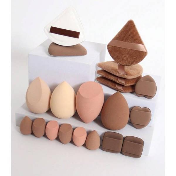 Dyzi 20 Piece Makeup Sponge and Powder Puff Set for Blending Brown