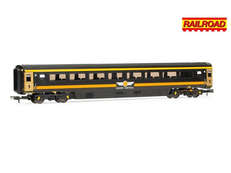 Hornby Railroad Mk3 HST TFO Coach Grand Central 41206