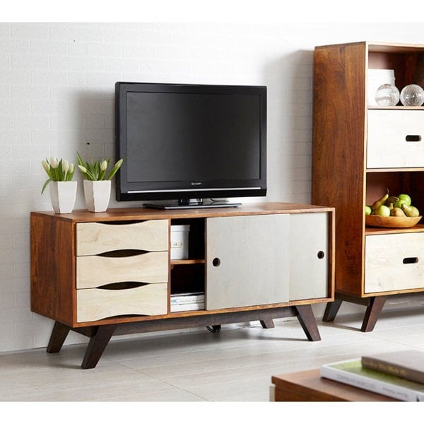 IH Design Romney Wooden Media Unit
