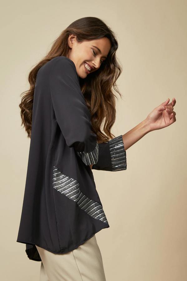 Hoxton Gal 3/4 Sleeves Relaxed Fit Black Top with Grey Details
