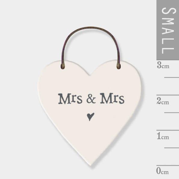 Mini Wooden Heart – Mrs & Mrs Hanging Sign