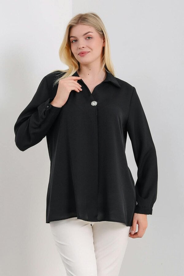 Hoxton Gal Oversized Long Sleeves Blouse with Brooch Details in Black