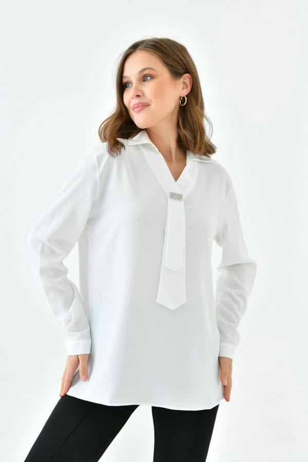 Hoxton Gal Oversized Long Sleeves Shirt Collar Blouse Top with Brooch Detail in White