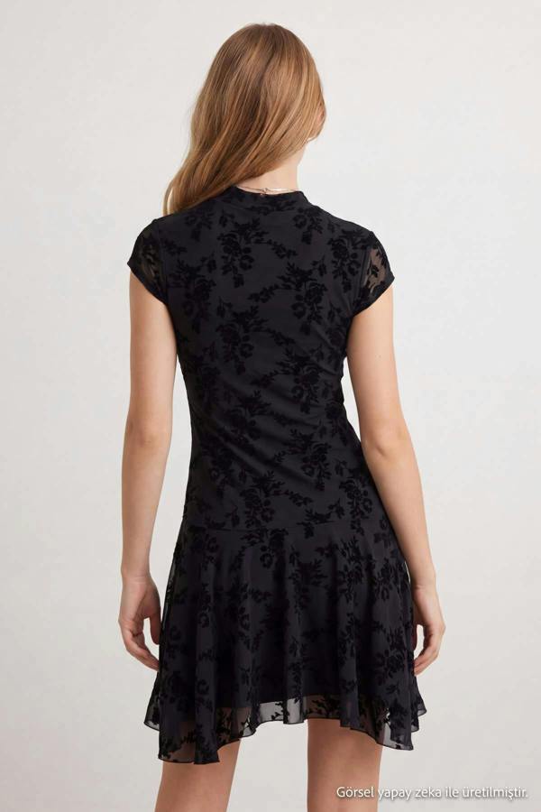 Keyhole Neck Short Sleeve Skater Mini Dress