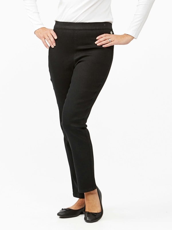 PennyPlain Pull On Jeans - Black Wash Short