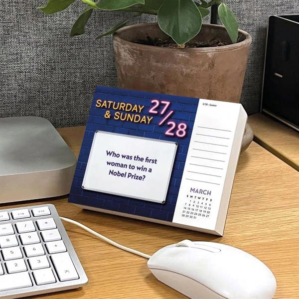 Know it All Trivia Desk Calendar 2027, Desk Calendars, Day To View, Entertainment, Gift
