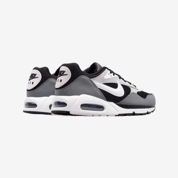 Nike 511416-011 Sneakers   in  Black