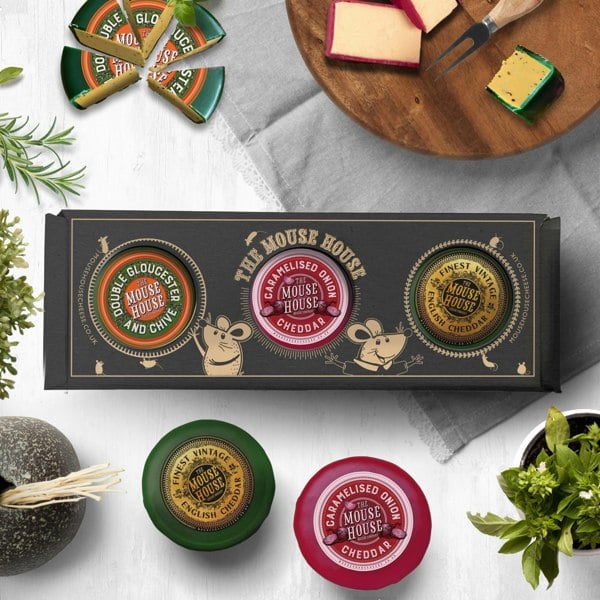 The Signature Savoury Cheese Box