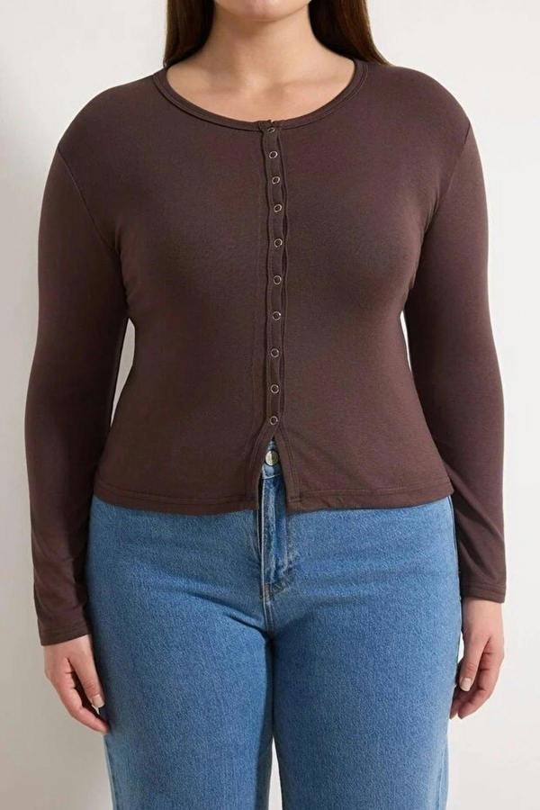 WOVCOR Snap Button Crop Length Basic Knitted Plus Size Blouse