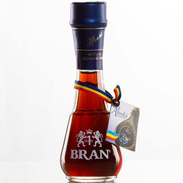 Bran (gift set / taste pack) sour cherry and blueberry liqueur in two traditional glasses (Set miniaturi visinata si afinata in toi) 2x45ml