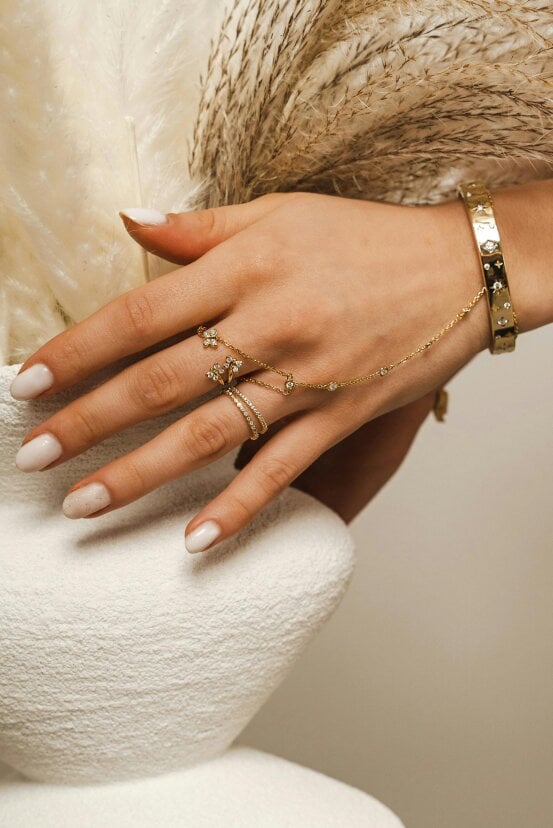 BLOOMTINE Illuminess™ 18K Solid Gold Diamond Hand Chain