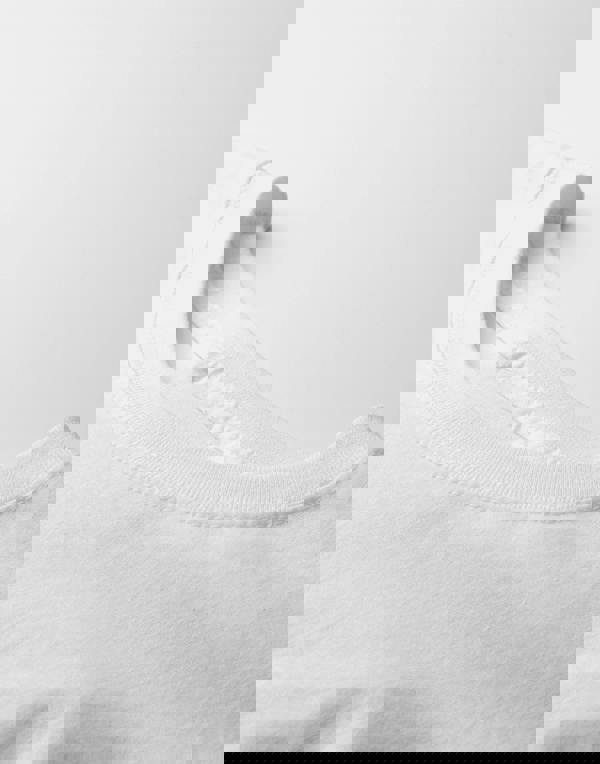 Harvard Unisex White Crest Logo Short Sleeved T-Shirt