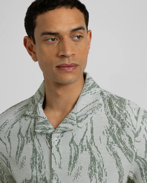 Steel & Jelly Pinner - Wave Effect Short Sleeve Shirt