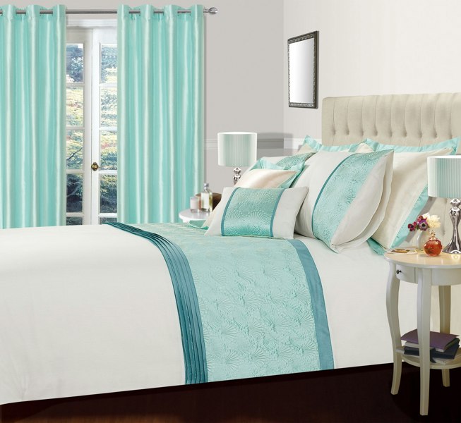 Intimates Embossed Design Luxury Duvet Cover & Pillowcase Set - Modern Bedding with Button Enclosure, Machine Washable