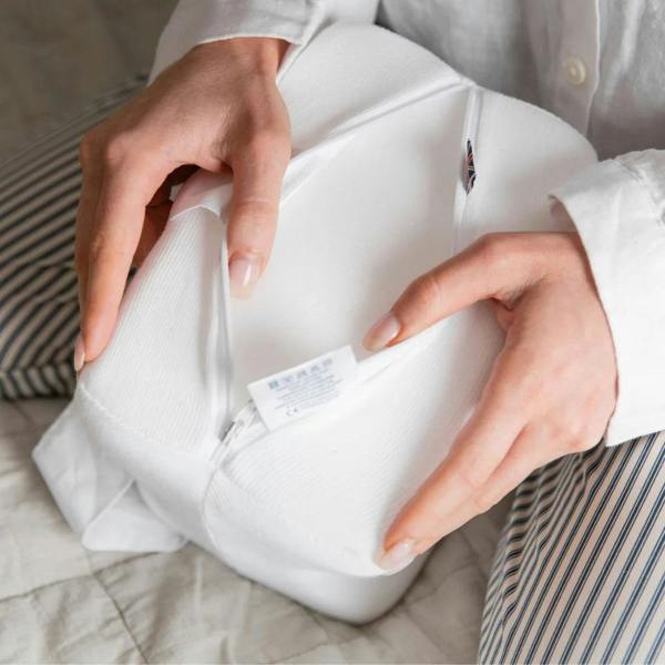 Putnams Knee Pillow Cover