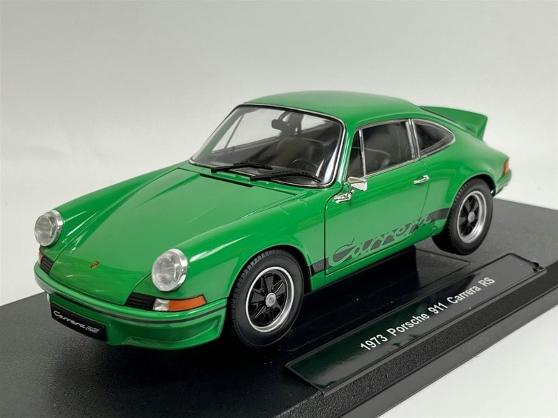 Welly 1973 Porsche 911 Carrera RS Green 1:18 Scale Welly 18044gn