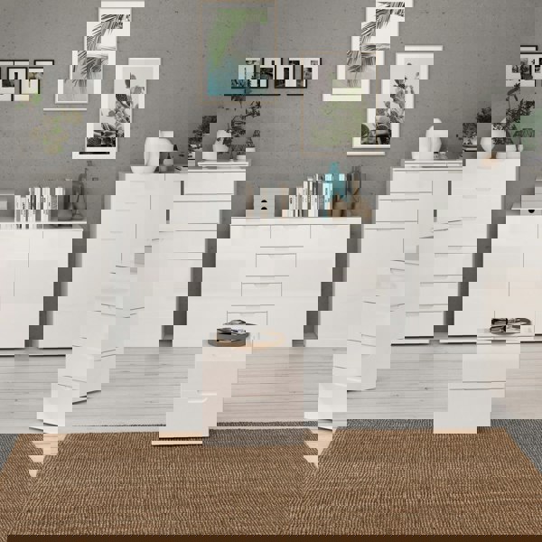 Furniture To Go Sienna Wide Chest of 4 Drawers and 2 Doors in White/White High Gloss