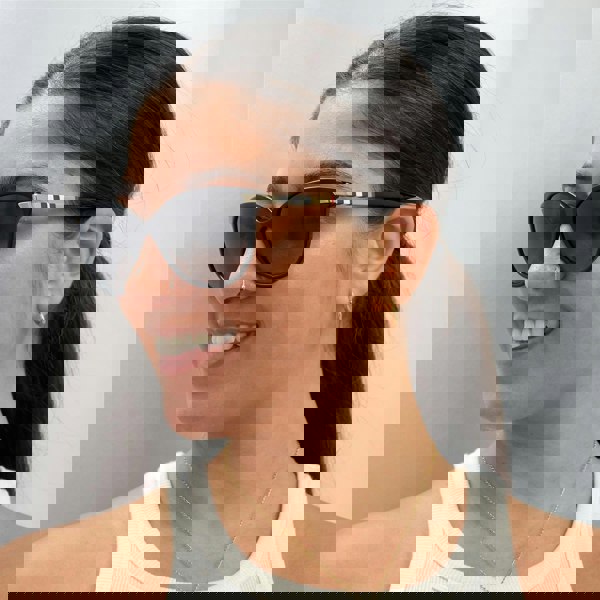 Burberry Sunglasses BE4216 3001T3 Black Grey Gradient Polarized