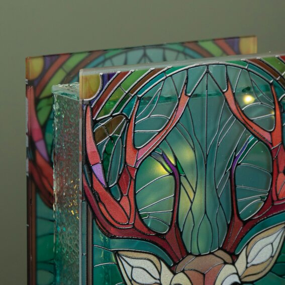 Samuel Alexander 21cm Battery Operated Light up Stained Glass Christmas Decoration with Stag Scene & Warm White LEDs
