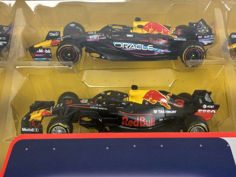 Red Bull Formula 1 Set of 7 Cars with Display Stand 1:43 Scale Bburago 38168
