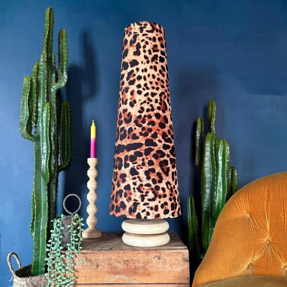 Love Frankie Balance Table Lamp In Oak