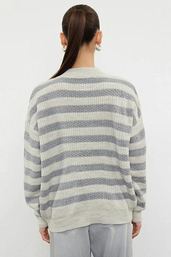 WOVCOR Striped Knit Sweater