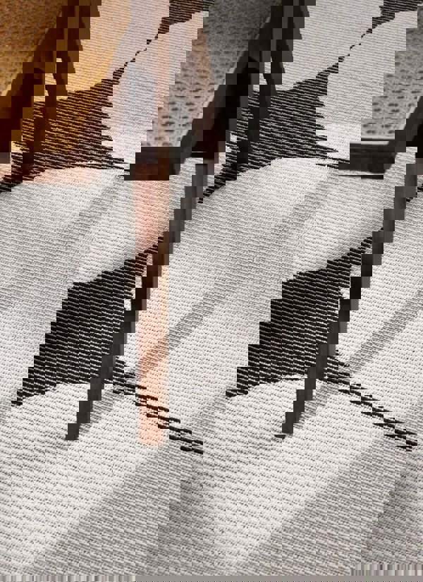 The Rugs Reversible Weatherproof Indoor-Outdoor Rug