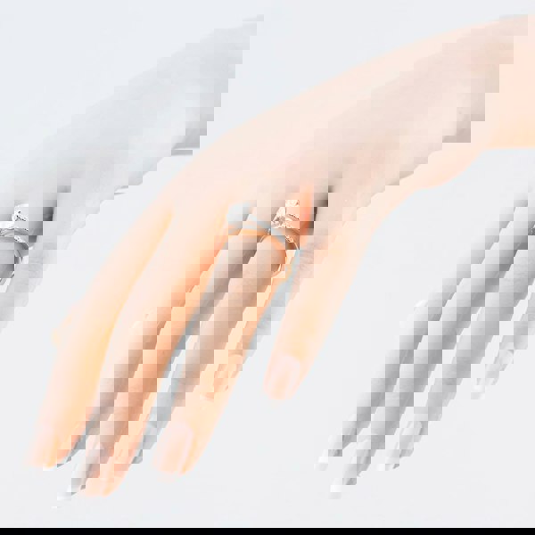 T. H. Baker 9ct White Gold Certified Lab Grown 1.20ct Pear & Brilliant Cut Diamond Shoulder Set Solitaire Ring LGR35522-120 (WG)