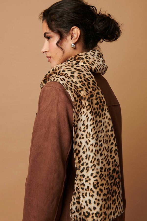 Brown | Animal Printed Relaxed Shawl Scarf
