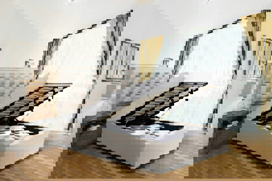 Comfy Living Wellington Plush Velvet Ottoman Bedframe