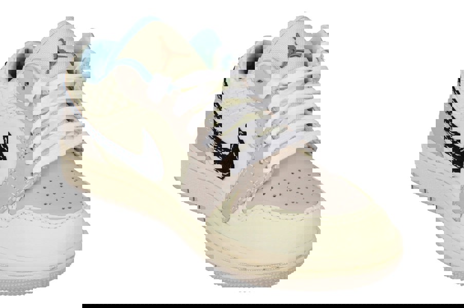 Nike Air Jordan 1 Low SE Womens Trainers Hq3440  101 - Sanddrift Black Muslin 101 - Photo 3