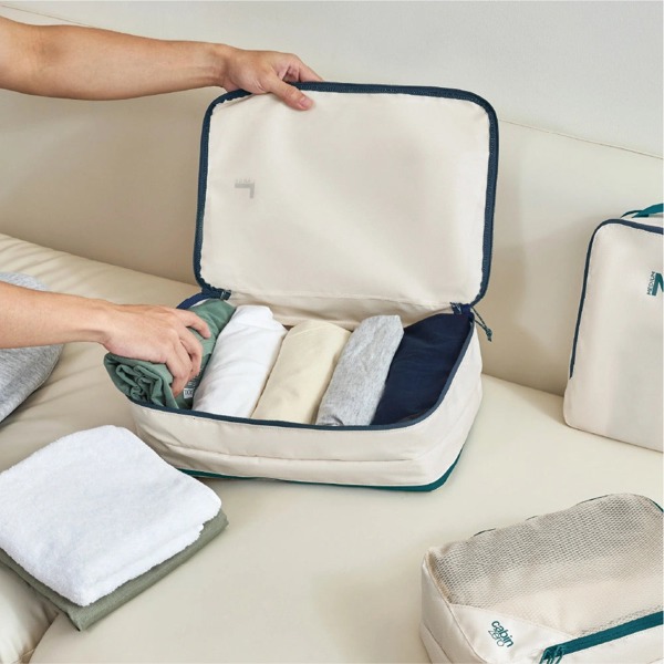 CabinZero Classic Clean Dirty Packing Cube L, Two Compartments and Mesh Window, Fully Flat