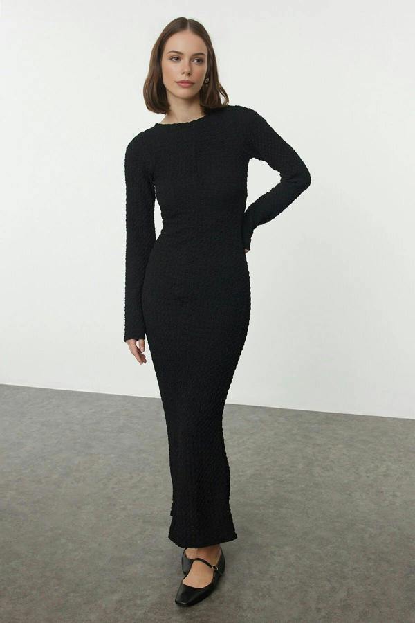 WOVCOR Textured Maxi Knit Dress